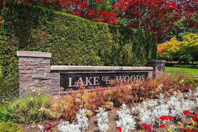 22007 NE 140th Way, Woodinville, WA 98077