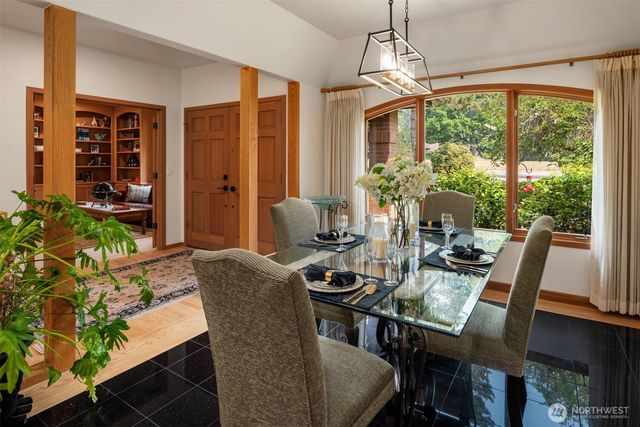 22007 NE 140th Way, Woodinville, WA 98077