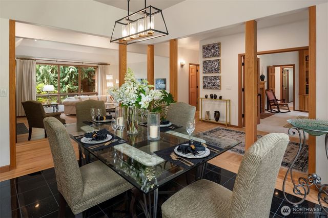 22007 NE 140th Way, Woodinville, WA 98077