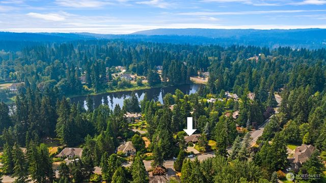 22007 NE 140th Way, Woodinville, WA 98077