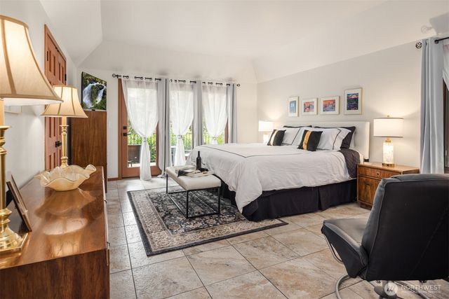 22007 NE 140th Way, Woodinville, WA 98077
