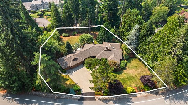 22007 NE 140th Way, Woodinville, WA 98077