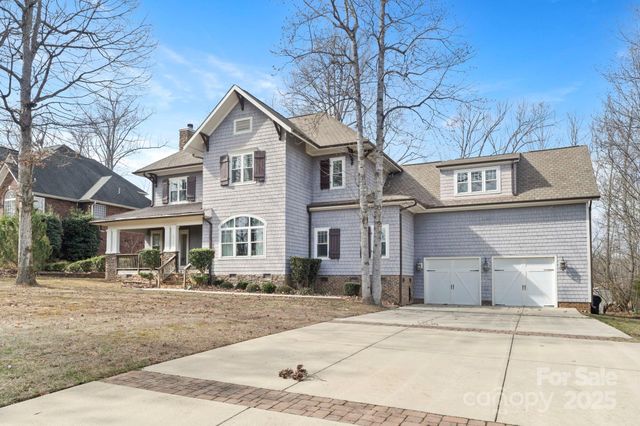 4915 Ardenwoods Drive, Charlotte, NC 28215