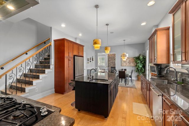 4915 Ardenwoods Drive, Charlotte, NC 28215