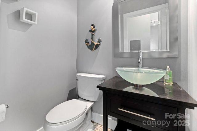 4915 Ardenwoods Drive, Charlotte, NC 28215