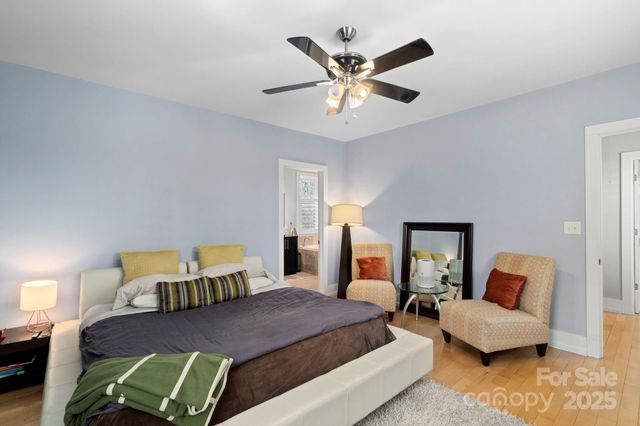 4915 Ardenwoods Drive, Charlotte, NC 28215