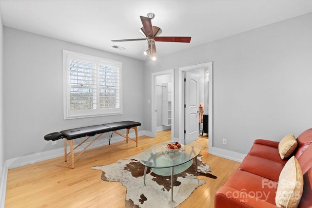 4915 Ardenwoods Drive, Charlotte, NC 28215