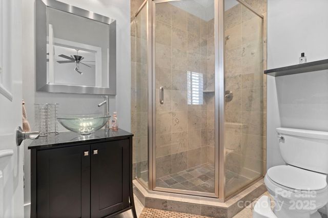 4915 Ardenwoods Drive, Charlotte, NC 28215