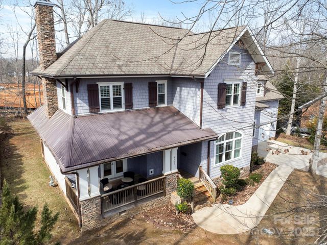 4915 Ardenwoods Drive, Charlotte, NC 28215