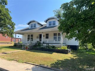 712 Vine, Doniphan, MO 63935