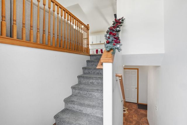 8015 S West Terrace Dr, Cheney, WA 99004