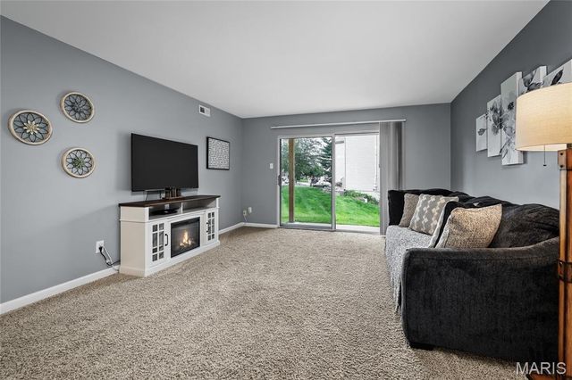 644 Sugar Trail Court 1, St Peters, MO 63376