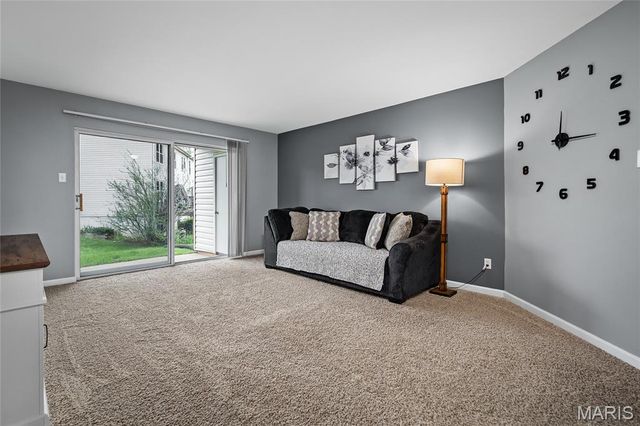 644 Sugar Trail Court 1, St Peters, MO 63376