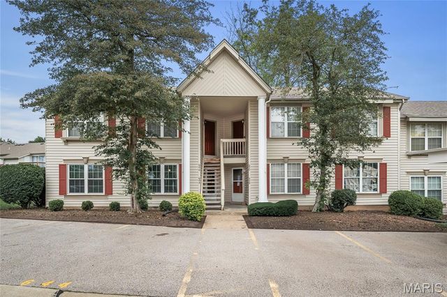 644 Sugar Trail Court 1, St Peters, MO 63376