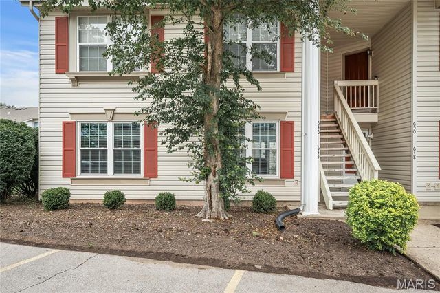 644 Sugar Trail Court 1, St Peters, MO 63376