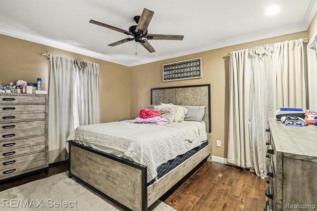 41952 King Edward Court, Clinton Township, MI 48038