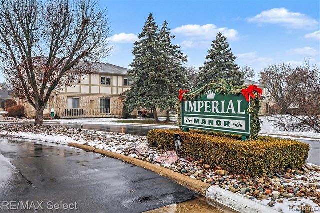 41952 King Edward Court, Clinton Township, MI 48038