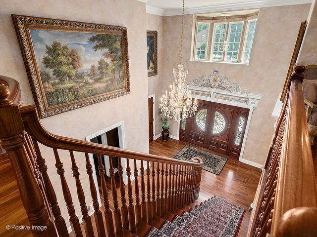 6 Swaps Court, Oak Brook, IL 60523