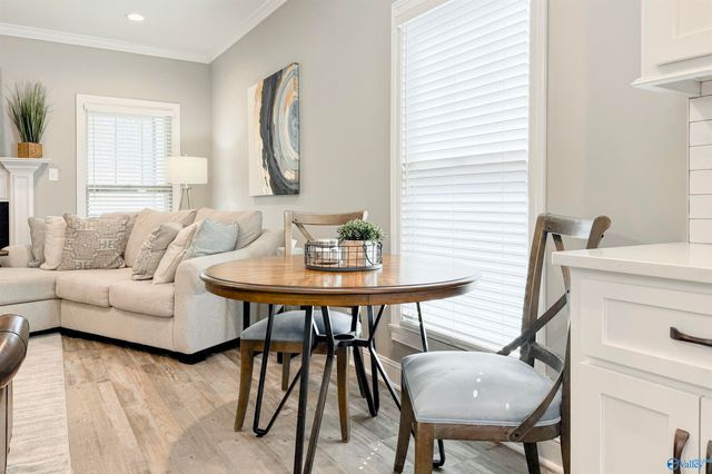 1008 Ashenbury Park, Decatur, AL 35603