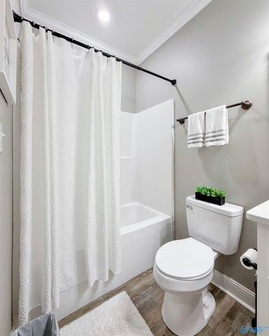 1008 Ashenbury Park, Decatur, AL 35603