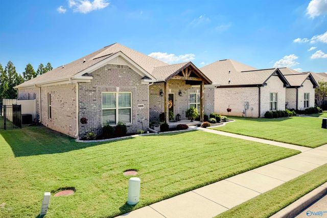 1008 Ashenbury Park, Decatur, AL 35603