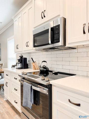 1008 Ashenbury Park, Decatur, AL 35603