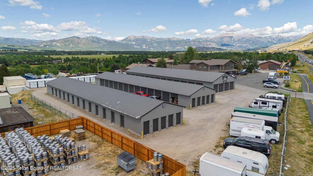 4175 S HIGHWAY 89, Jackson, WY 83001 photo 14