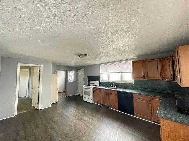 260 Bridge Street, Manchester, NH 03104