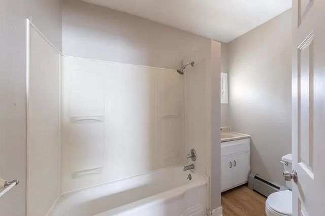 260 Bridge Street, Manchester, NH 03104