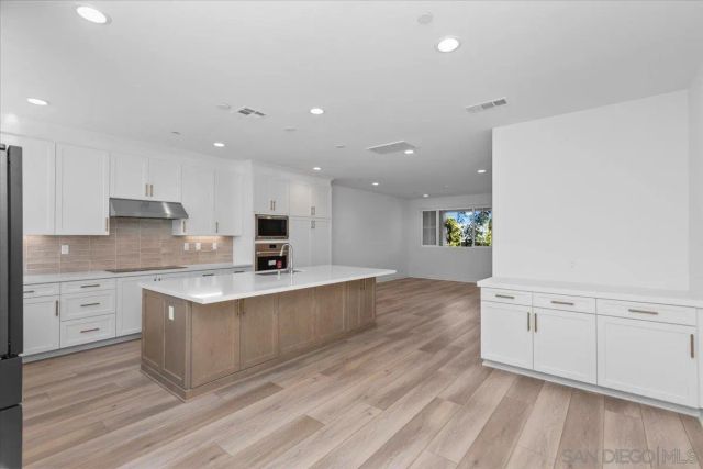 2522 Thyme Way, Carlsbad, CA 92008