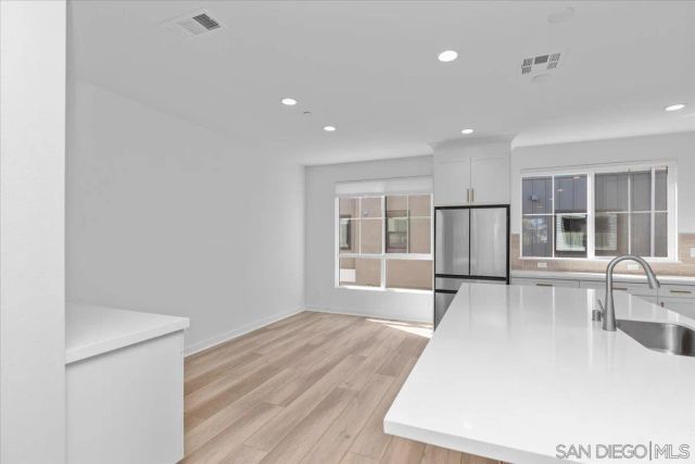 2522 Thyme Way, Carlsbad, CA 92008