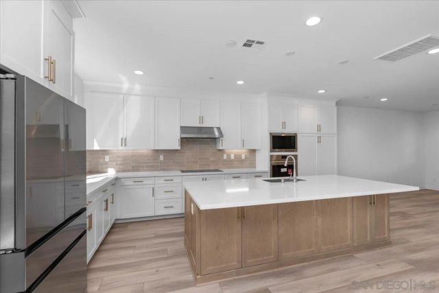 2522 Thyme Way, Carlsbad, CA 92008