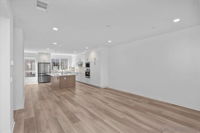 2522 Thyme Way, Carlsbad, CA 92008