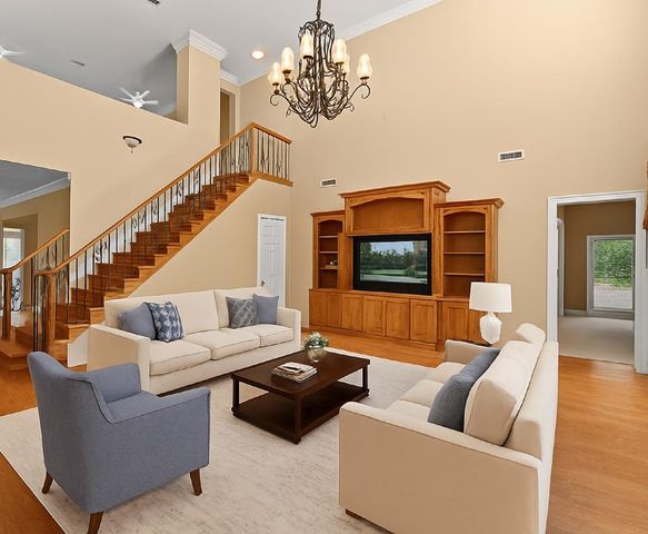 601 Edinburgh Way, Dothan, AL 36305