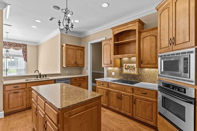 601 Edinburgh Way, Dothan, AL 36305