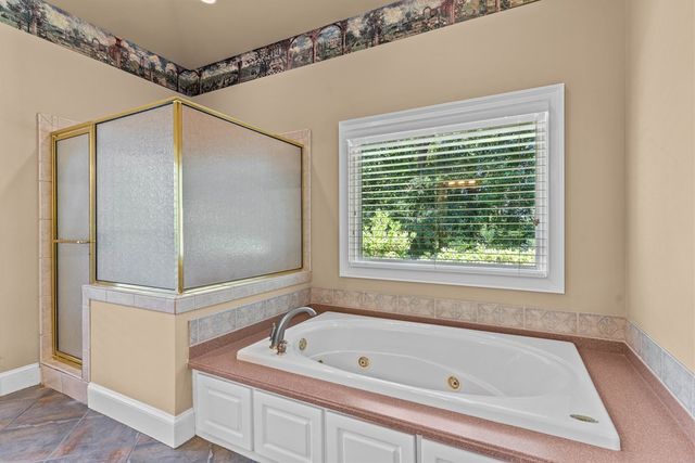 601 Edinburgh Way, Dothan, AL 36305