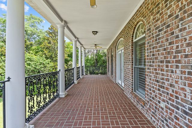 601 Edinburgh Way, Dothan, AL 36305