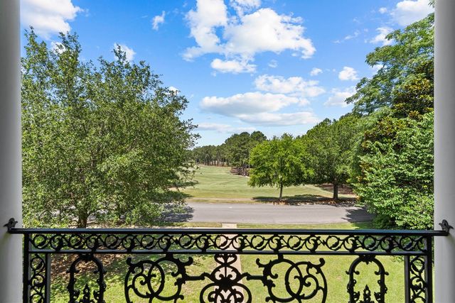 601 Edinburgh Way, Dothan, AL 36305