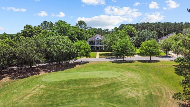 601 Edinburgh Way, Dothan, AL 36305