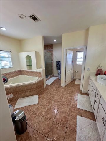 42500 20th Street West, Lancaster, CA 93534