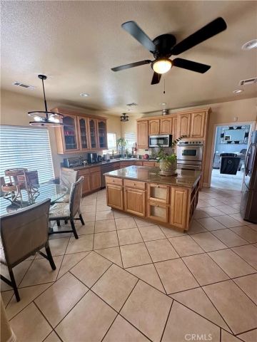 42500 20th Street West, Lancaster, CA 93534