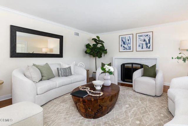 1300 S Marengo Avenue, Pasadena, CA 91106