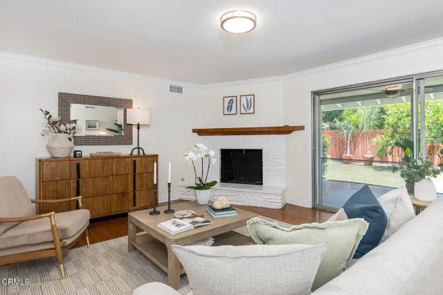1300 S Marengo Avenue, Pasadena, CA 91106