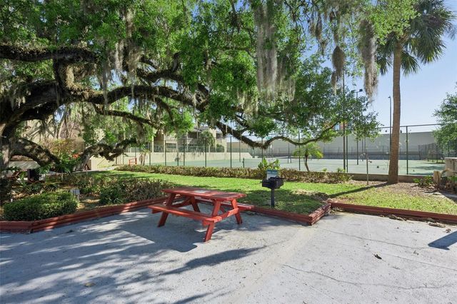 425 WYMORE ROAD 201, Altamonte Springs, FL 32714