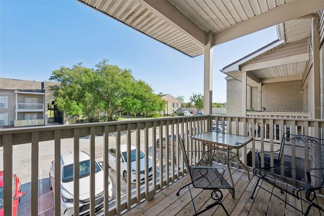 425 WYMORE ROAD 201, Altamonte Springs, FL 32714