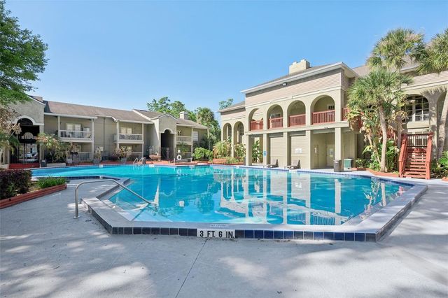 425 WYMORE ROAD 201, Altamonte Springs, FL 32714