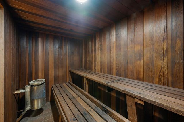 425 WYMORE ROAD 201, Altamonte Springs, FL 32714