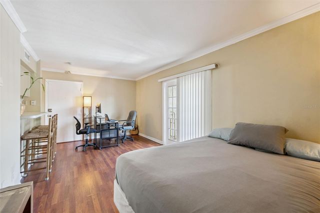 425 WYMORE ROAD 201, Altamonte Springs, FL 32714