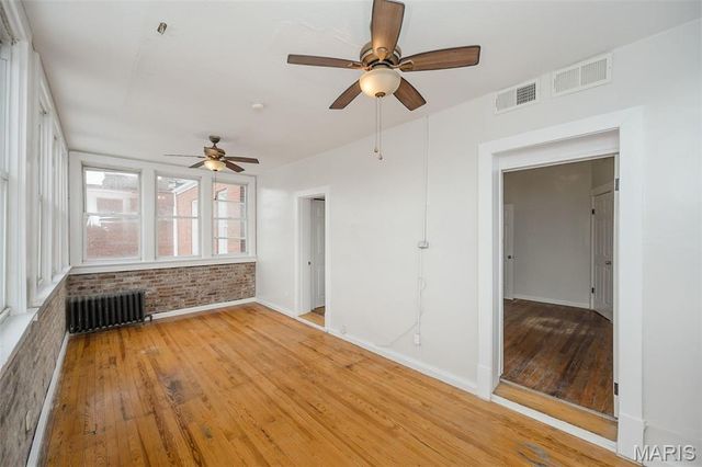 2646 Nebraska Avenue, St Louis, MO 63118