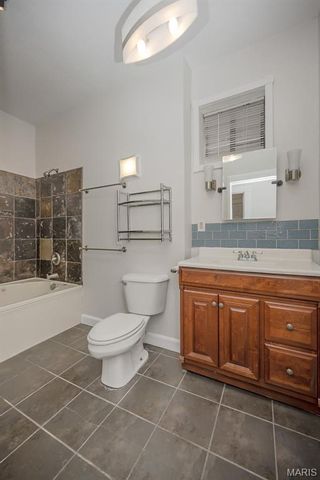 2646 Nebraska Avenue, St Louis, MO 63118